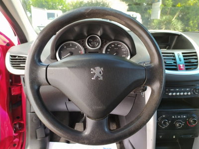Peugeot 207 HDi 70CV 5p. Access (15)