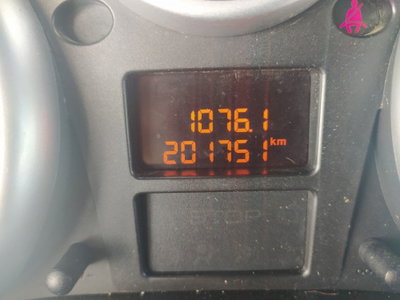 Peugeot 207 HDi 70CV 5p. Access (16)