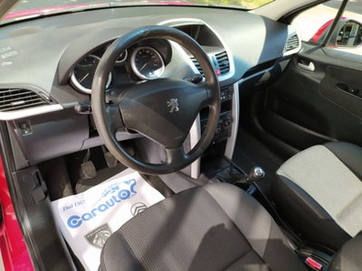 Peugeot 207 HDi 70CV 5p. Access (4)