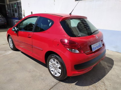 Peugeot 207 HDi 70CV 5p. Access (9)