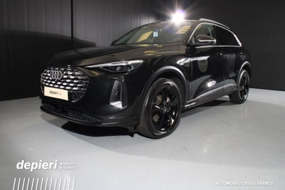 Audi Q5 40 2.0 tfsi mhev 12V Identity Black quattro s-tronic usata