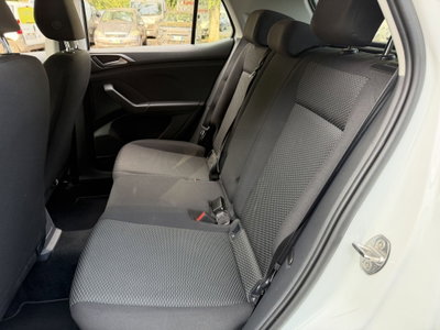 Volkswagen T-Cross 1.0 TSI Urban BMT (11)