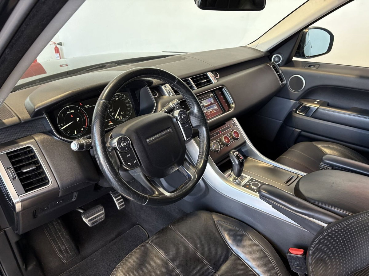 Land Rover Range Rover Sport 3.0 TDV6 HSE (12)