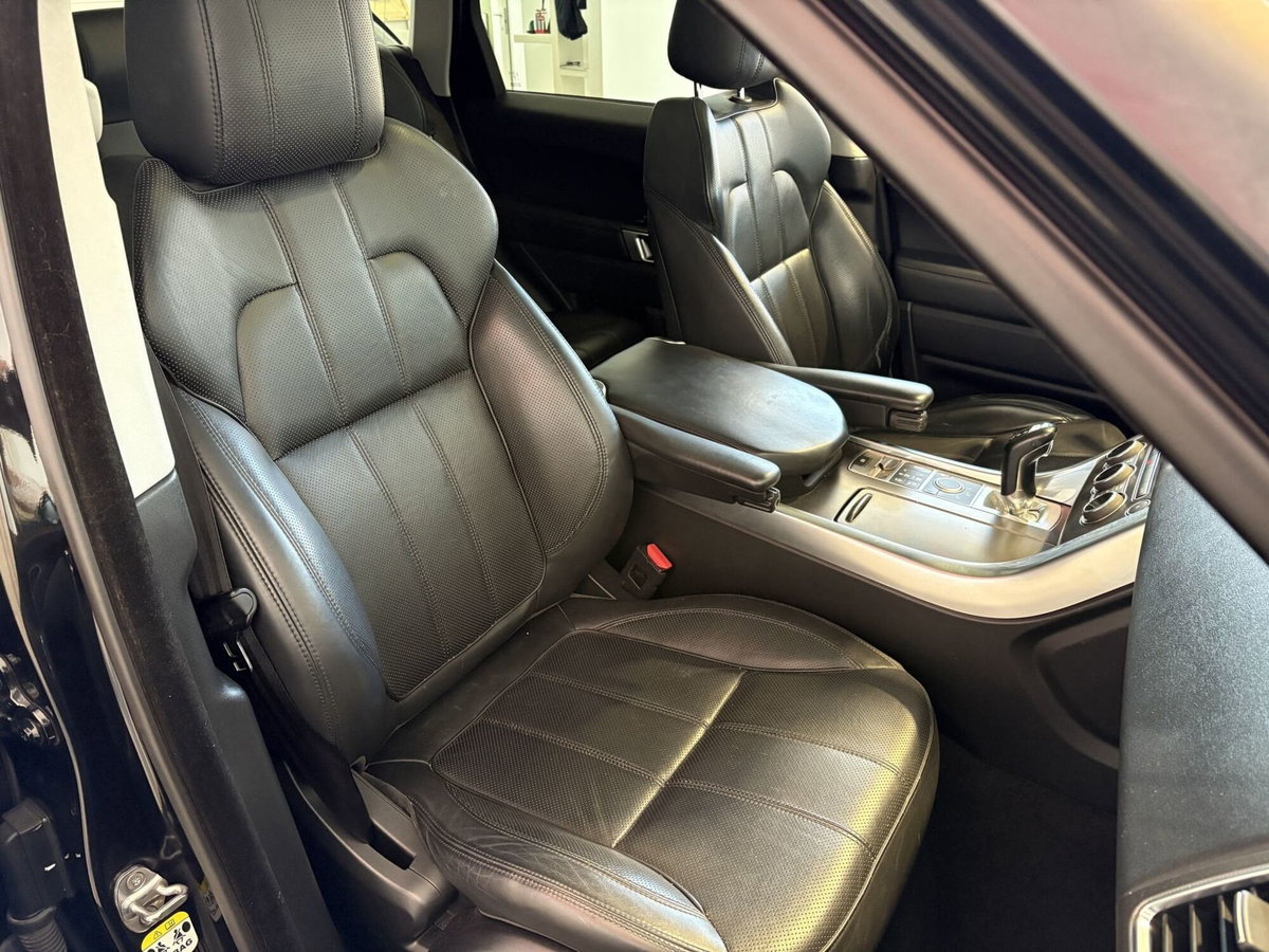 Land Rover Range Rover Sport 3.0 TDV6 HSE (16)