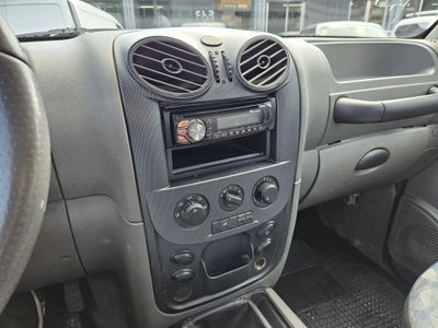 Mahindra Goa 2.5 CRDe 4WD GLX (13)