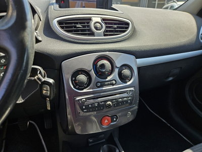 Renault Clio 1.2 16V 3 porte GPL Dynamique (12)