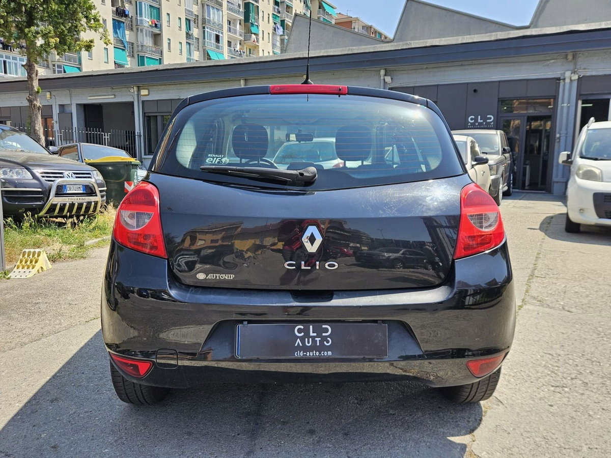 Renault Clio 1.2 16V 3 porte GPL Dynamique (5)