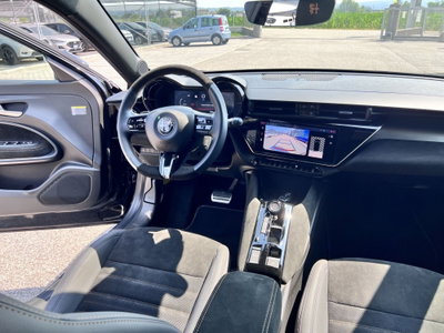Alfa Romeo Junior 1.2 ibrida Q4 Intensa 145cv edct6 (8)