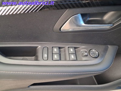 Peugeot 208 1.2 puretech Active s&s 100cv (13)