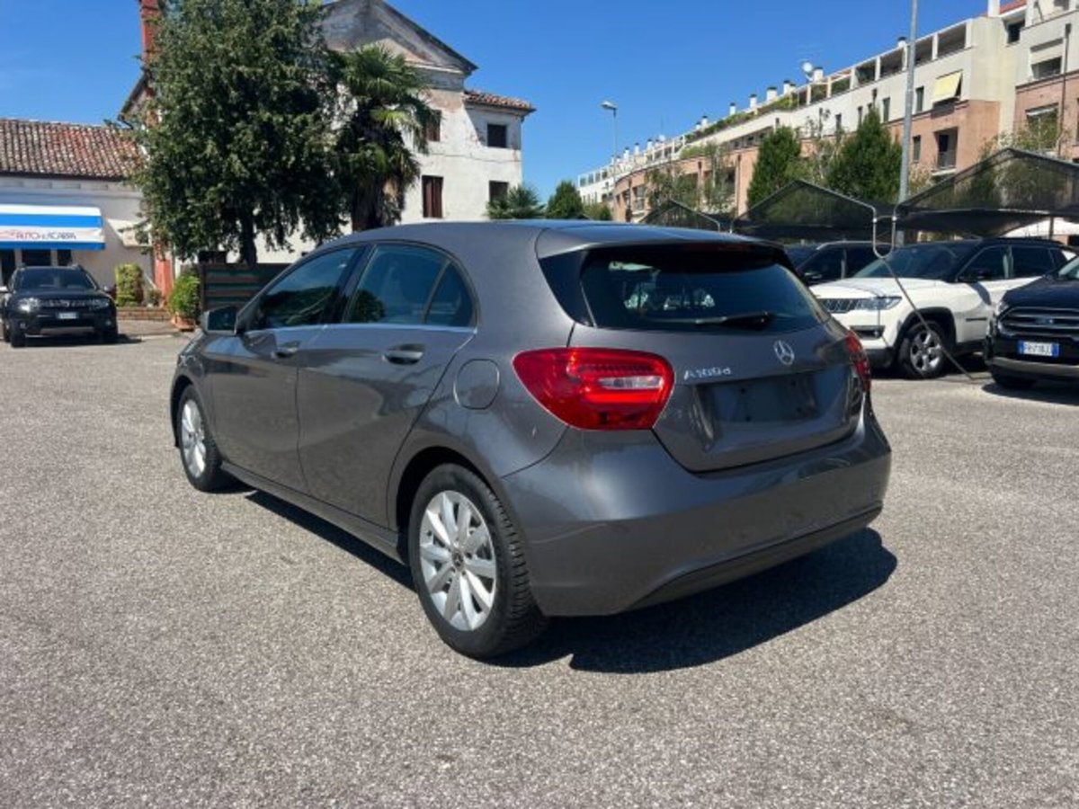 Mercedes-Benz Classe A 180 d Automatic Sport (7)