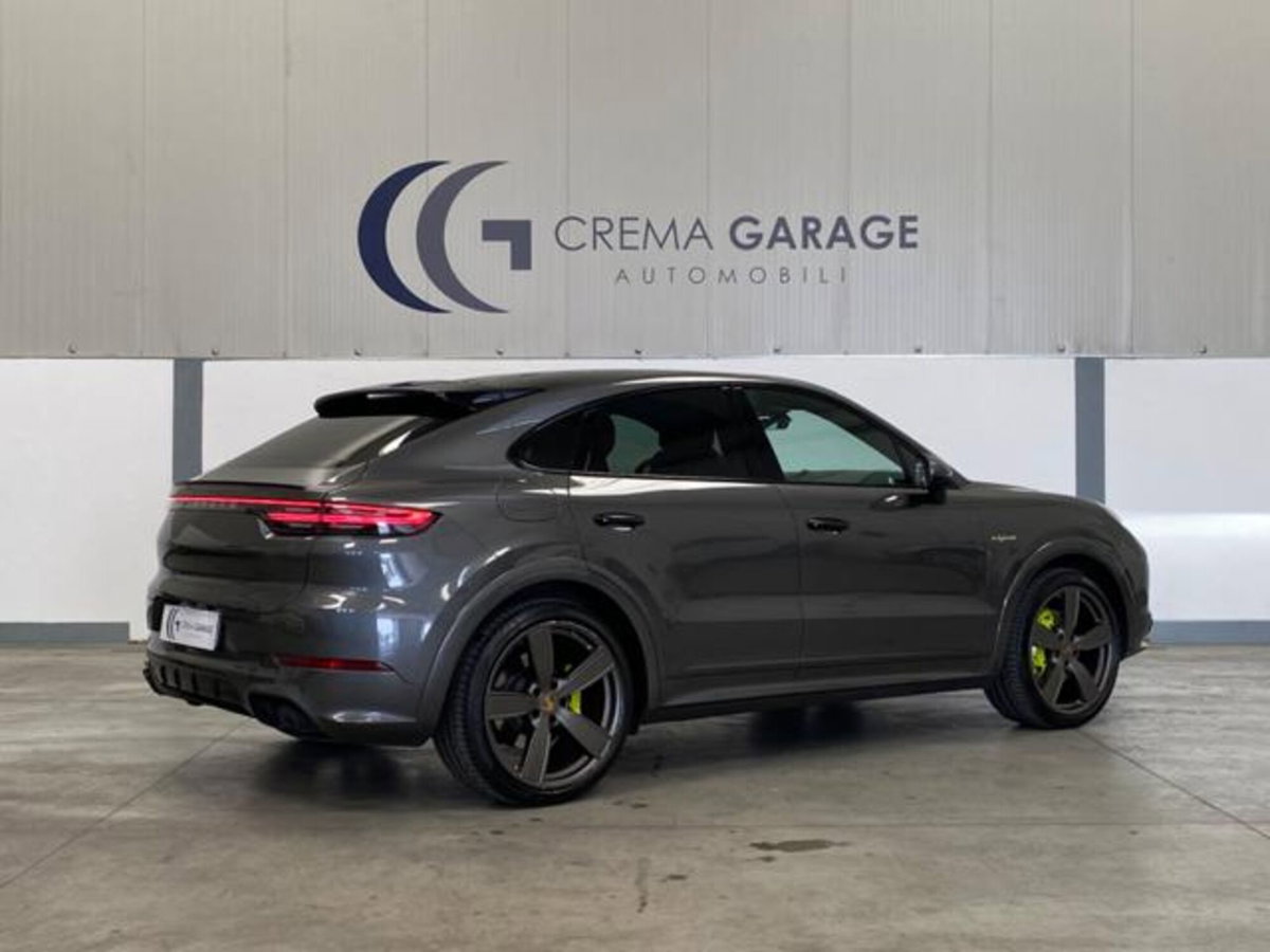 Porsche Cayenne Coupé 3.0 V6 (3)