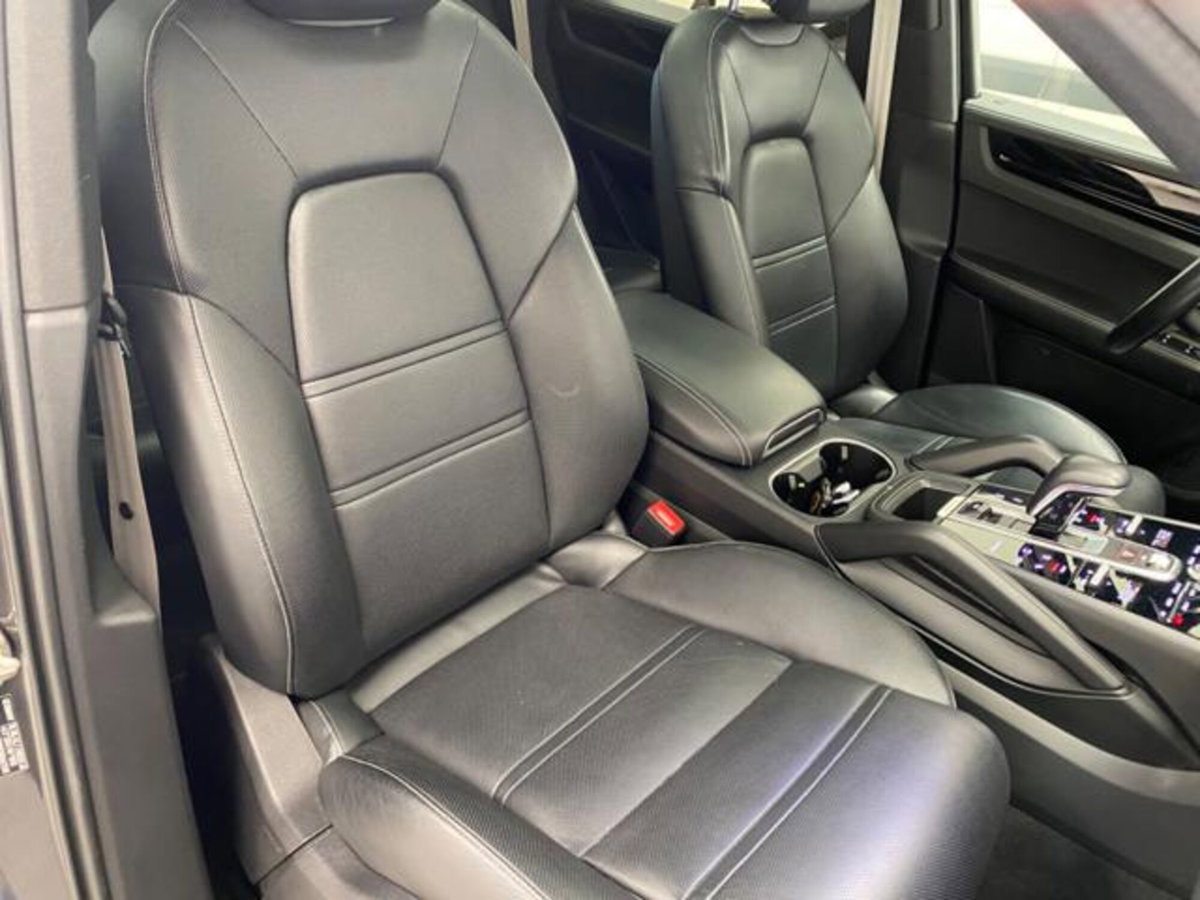 Porsche Cayenne Coupé 3.0 V6 (5)