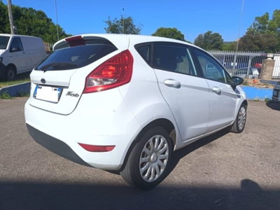 Ford Fiesta 1.4 TDCi 70CV 5 porte Titanium (7)