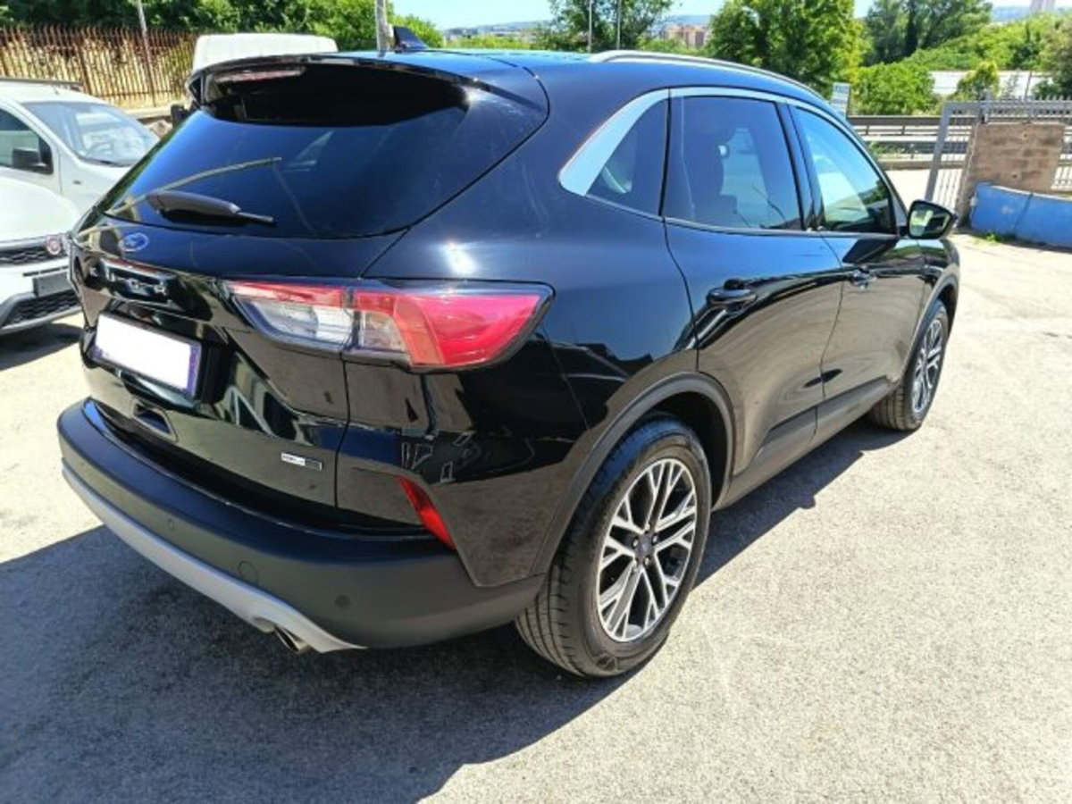 Ford Kuga 2.0 EcoBlue Hybrid 150 CV 2WD Titanium X (7)