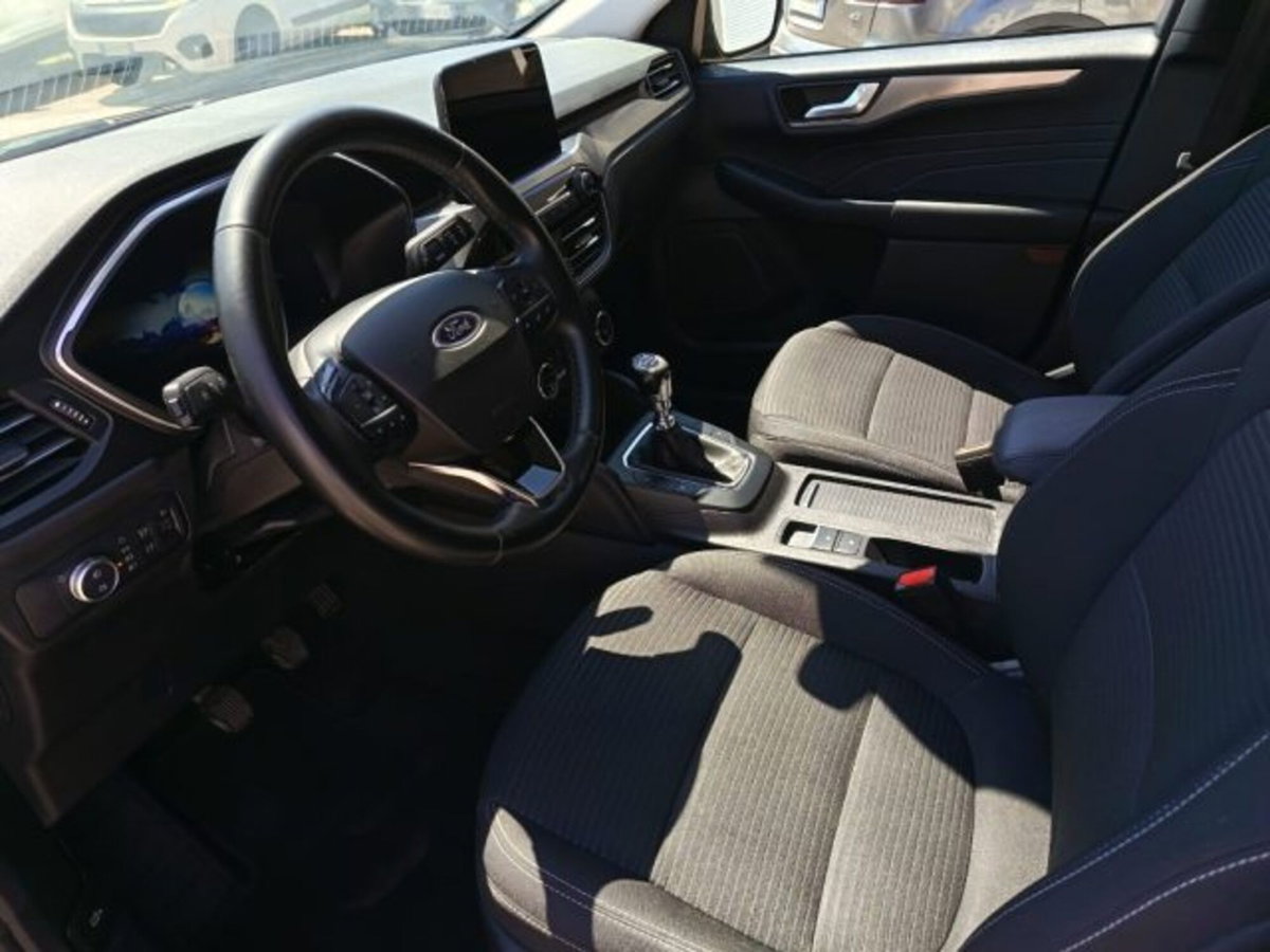 Ford Kuga 2.0 EcoBlue Hybrid 150 CV 2WD Titanium X (9)
