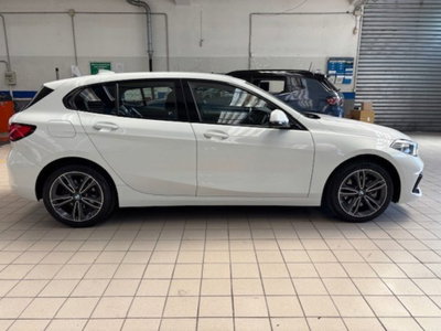 BMW Serie 1 116d 2.0 116CV cat 5 porte Attiva DPF (7)