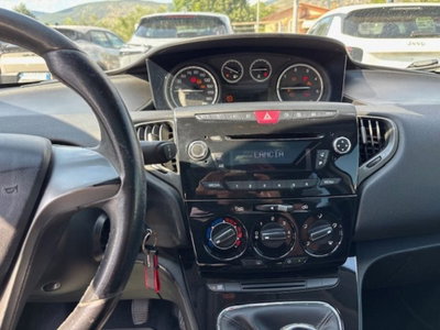 Lancia Ypsilon 1.3 MJT 16V 95 CV 5 porte S&S Platinum (13)