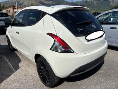 Lancia Ypsilon 1.3 MJT 16V 95 CV 5 porte S&S Platinum (8)