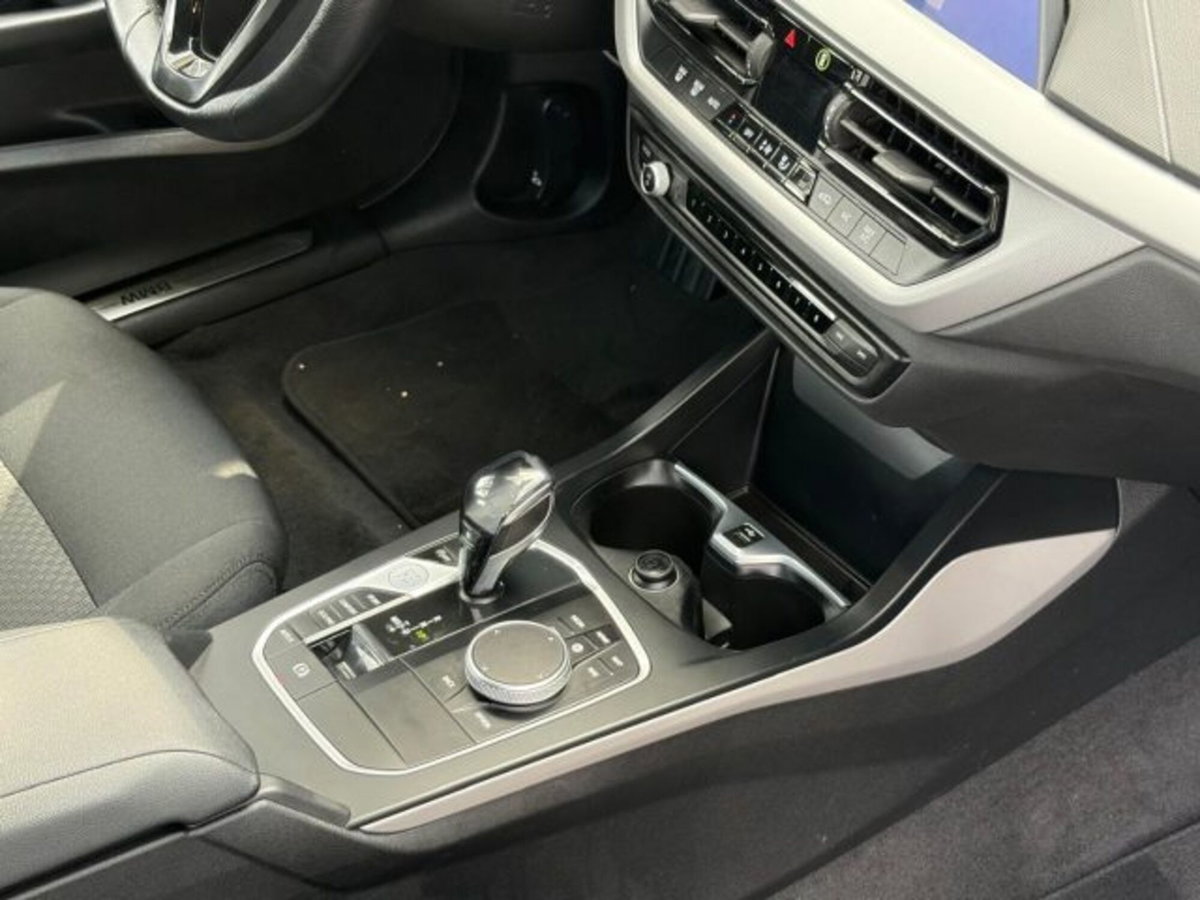 BMW Serie 1 116d 2.0 116CV cat 5 porte Attiva DPF (14)