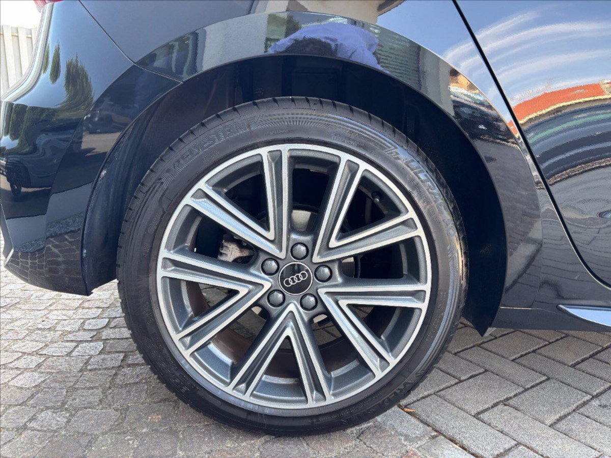 Audi A1 Sportback 30 TFSI S line edition (10)