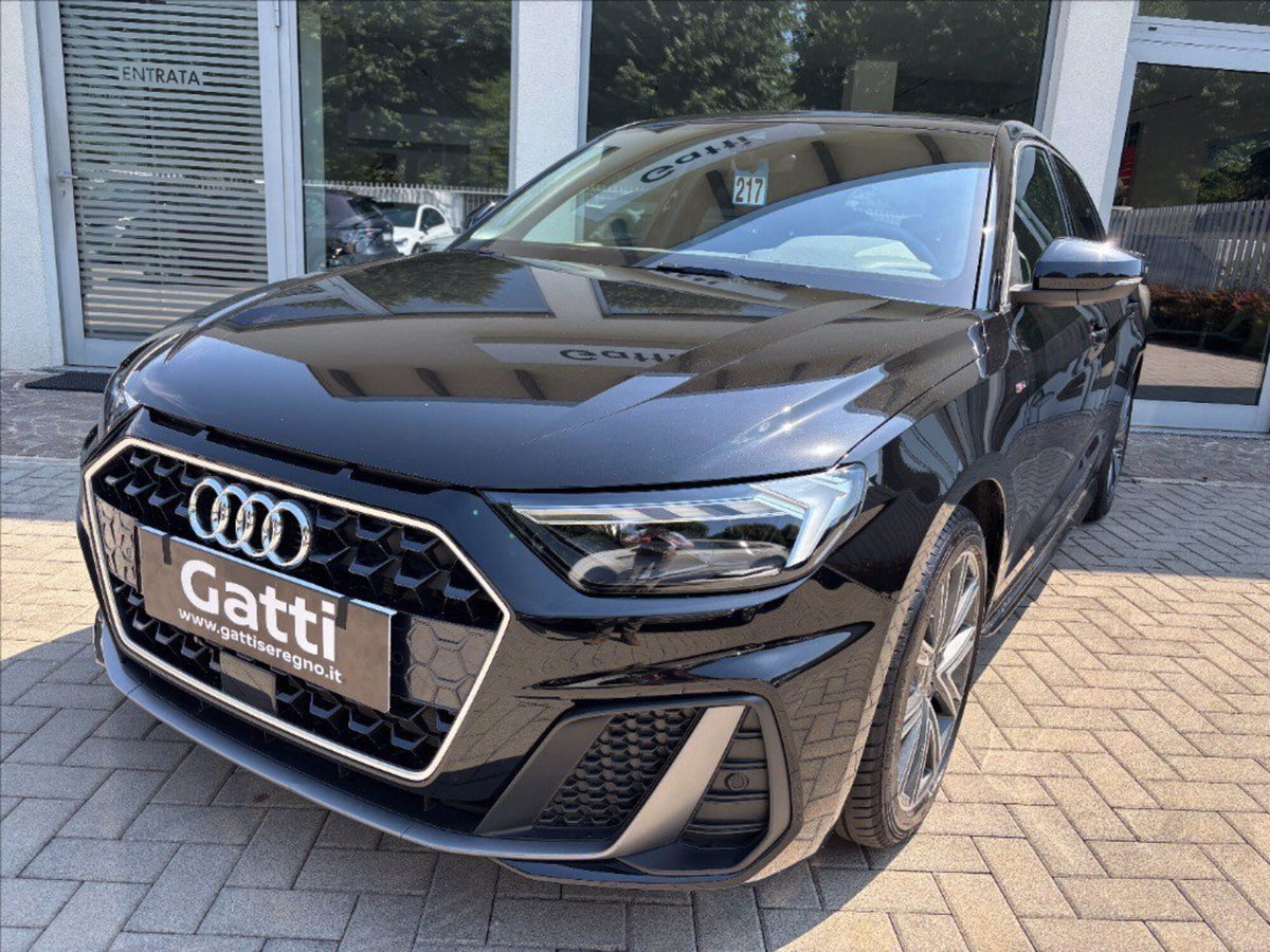 Audi A1 Sportback 30 TFSI S line edition (2)