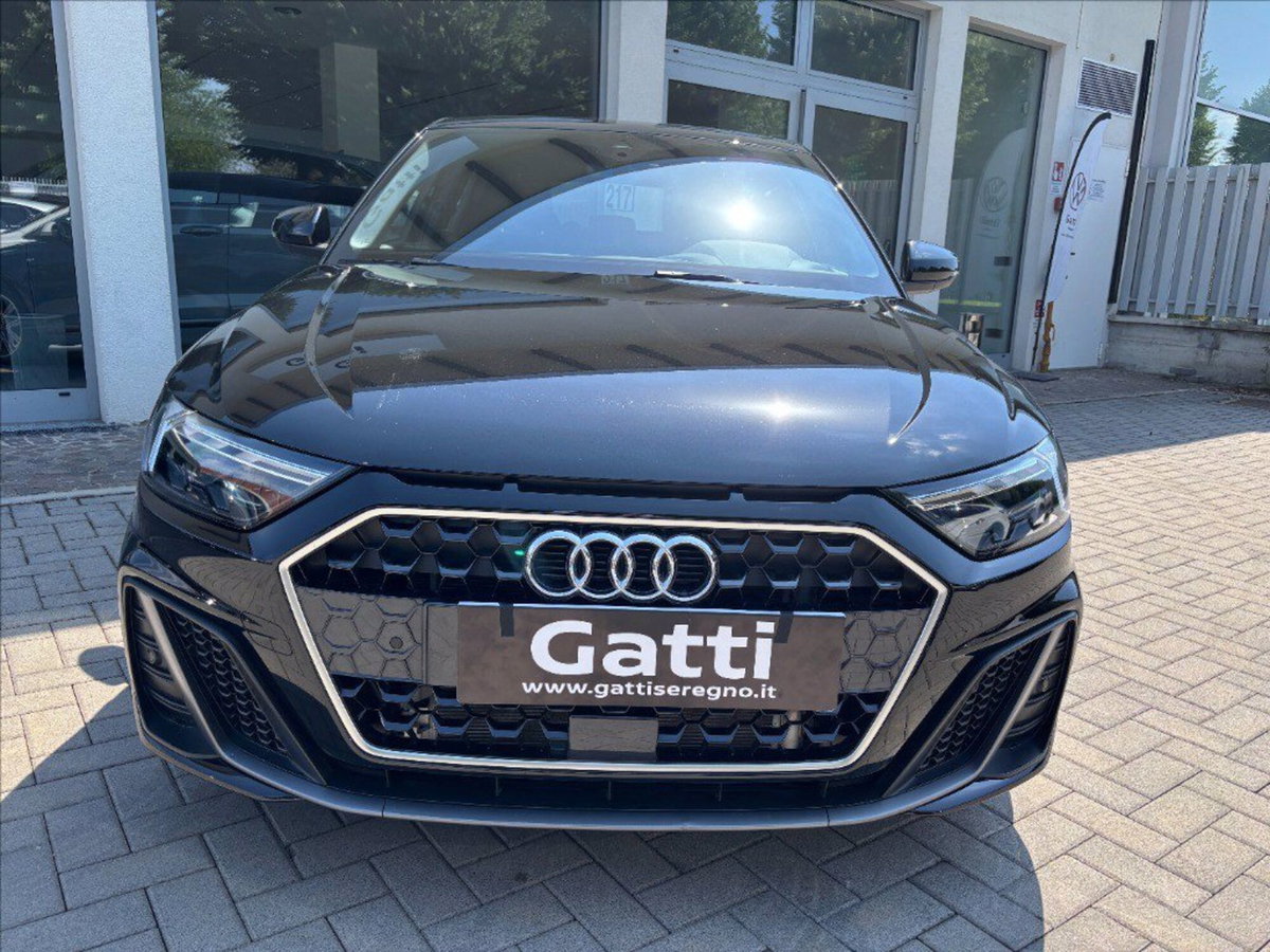 Audi A1 Sportback 30 TFSI S line edition (3)