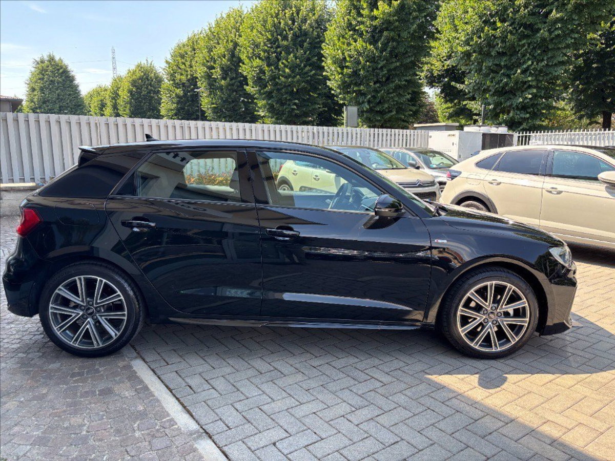 Audi A1 Sportback 30 TFSI S line edition (5)