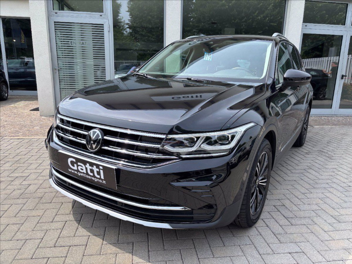 Volkswagen Tiguan 1.5 TSI 150 CV DSG ACT R-Line (2)