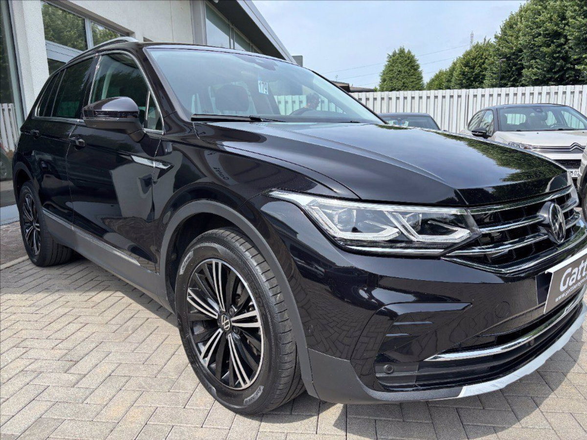 Volkswagen Tiguan 1.5 TSI 150 CV DSG ACT R-Line (4)