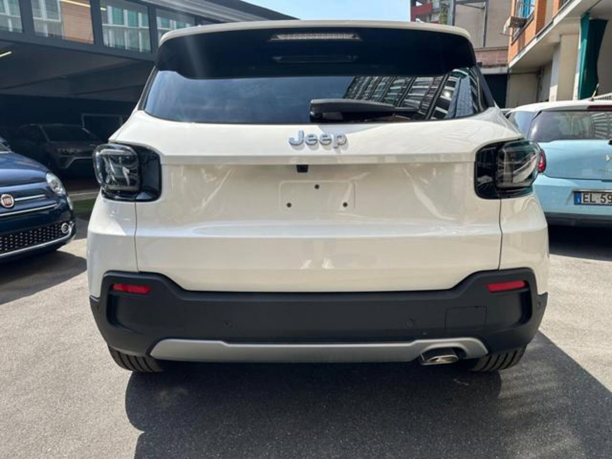 Jeep Avenger 1.2 turbo Summit fwd 100cv (5)