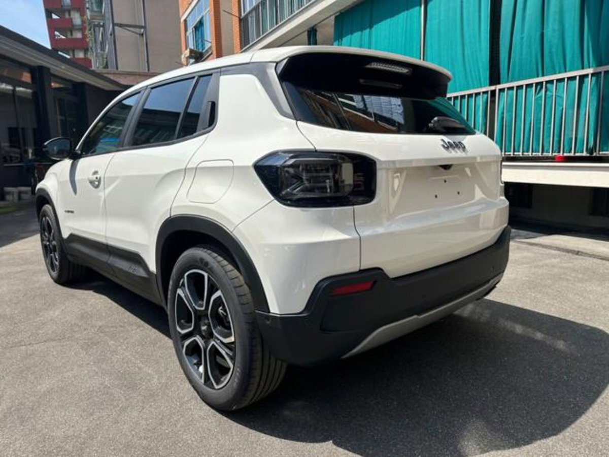 Jeep Avenger 1.2 turbo Summit fwd 100cv (6)