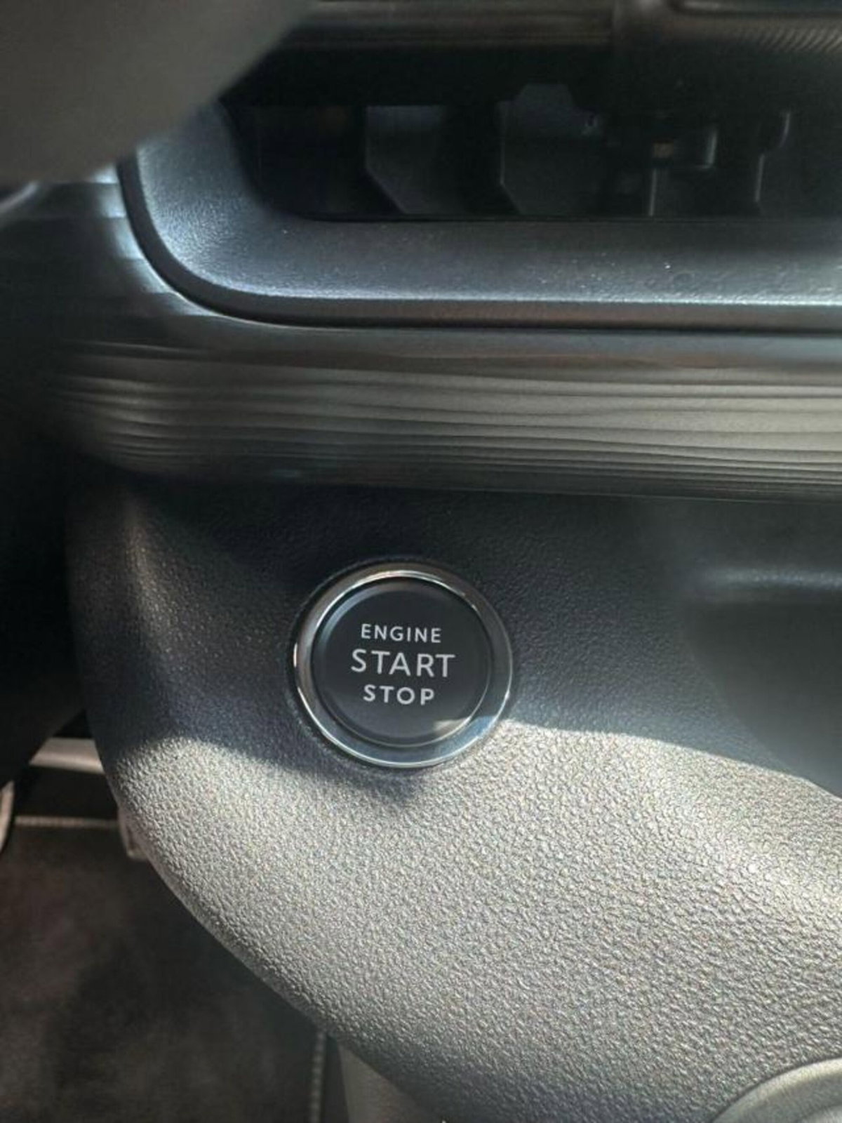 Jeep Avenger 1.2 turbo Altitude fwd 100cv (16)