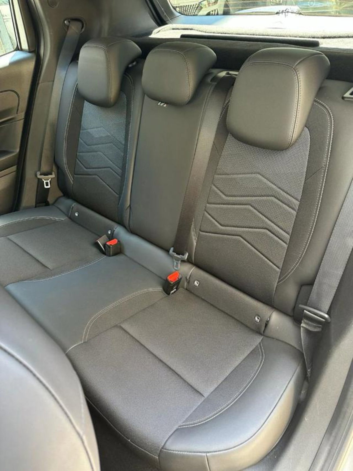 Jeep Avenger 1.2 turbo Altitude fwd 100cv (20)