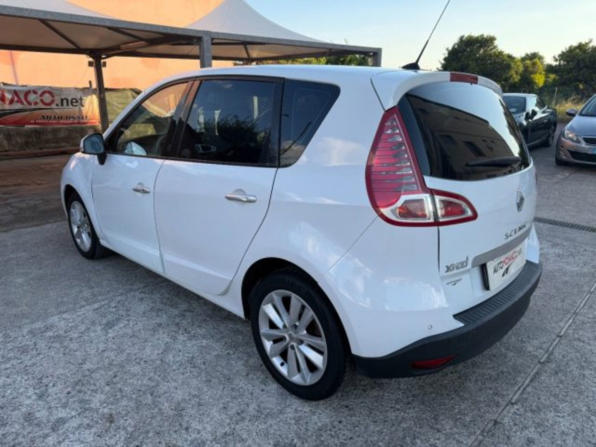 Renault Scenic E-Tech Electric 1.5 dCi 110CV EDC Luxe (4)