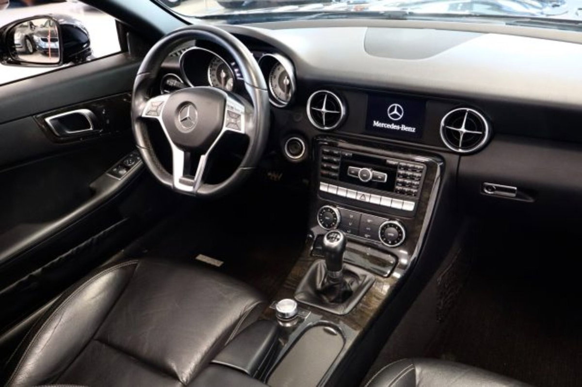 Mercedes-Benz SLK 200 CGI Edition1 (12)