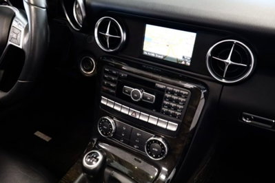 Mercedes-Benz SLK 200 CGI Edition1 (13)