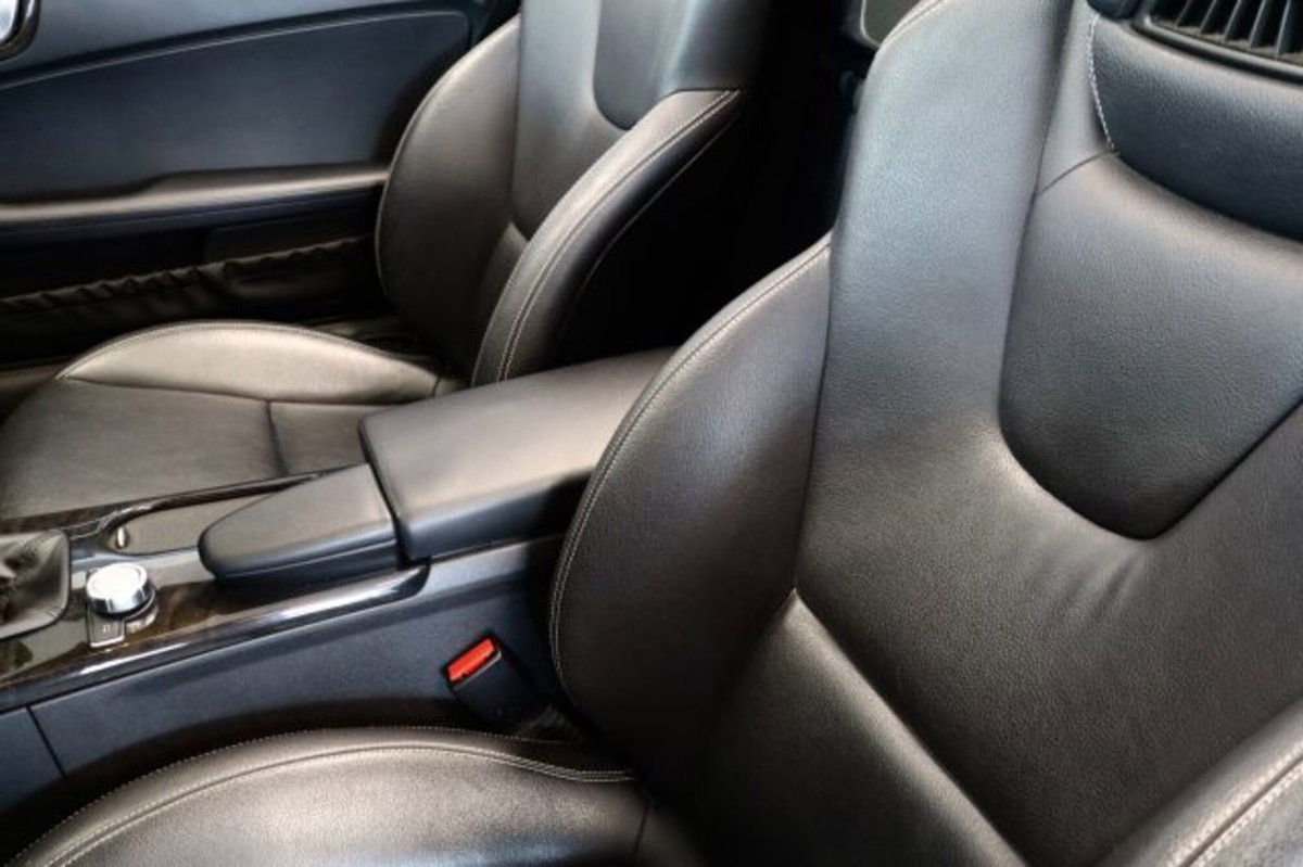 Mercedes-Benz SLK 200 CGI Edition1 (17)