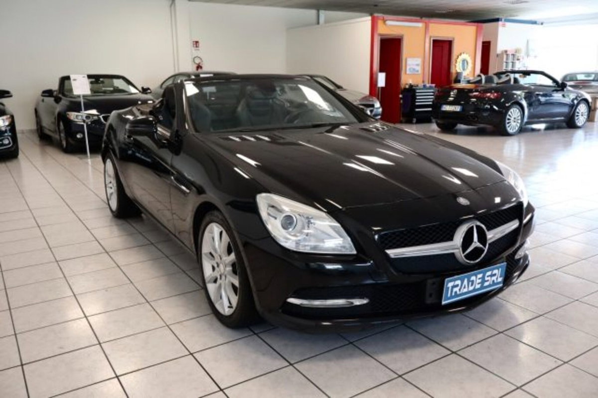 Mercedes-Benz SLK 200 CGI Edition1 (4)