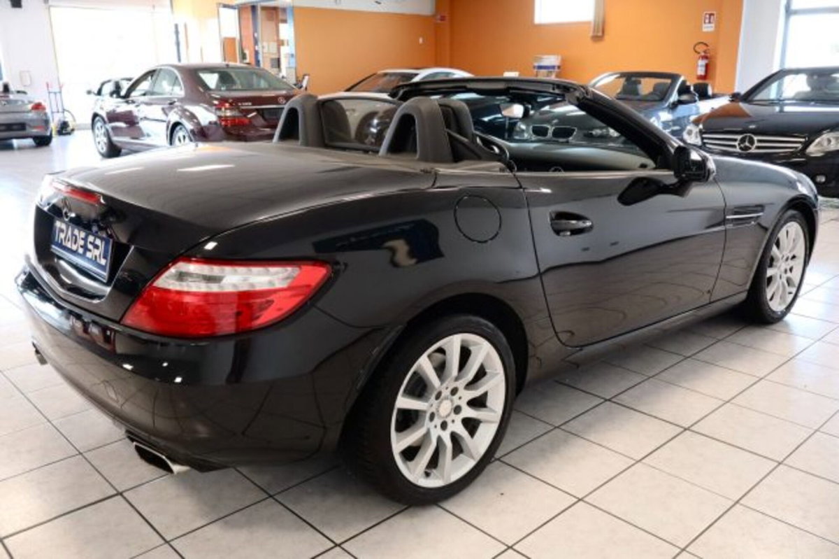 Mercedes-Benz SLK 200 CGI Edition1 (6)