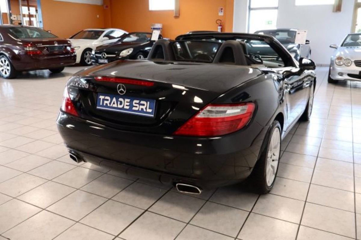 Mercedes-Benz SLK 200 CGI Edition1 (7)