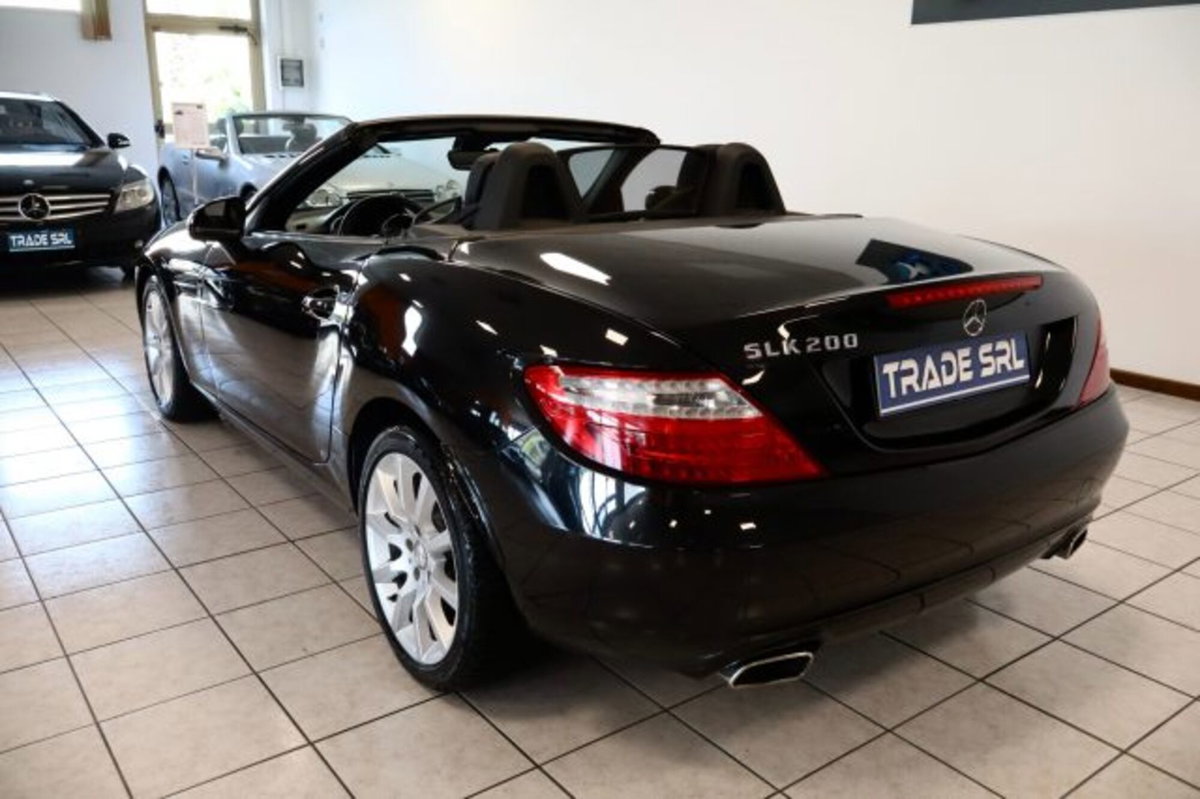 Mercedes-Benz SLK 200 CGI Edition1 (8)