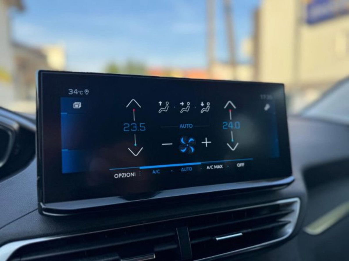 Peugeot 3008 BlueHDi 130 S&S Allure (17)