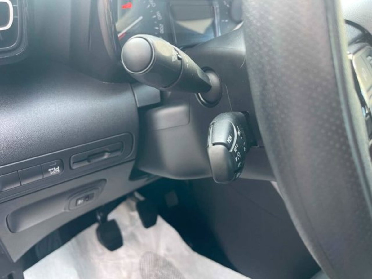 Citroen C3 Aircross PureTech 110 S&S Live (9)
