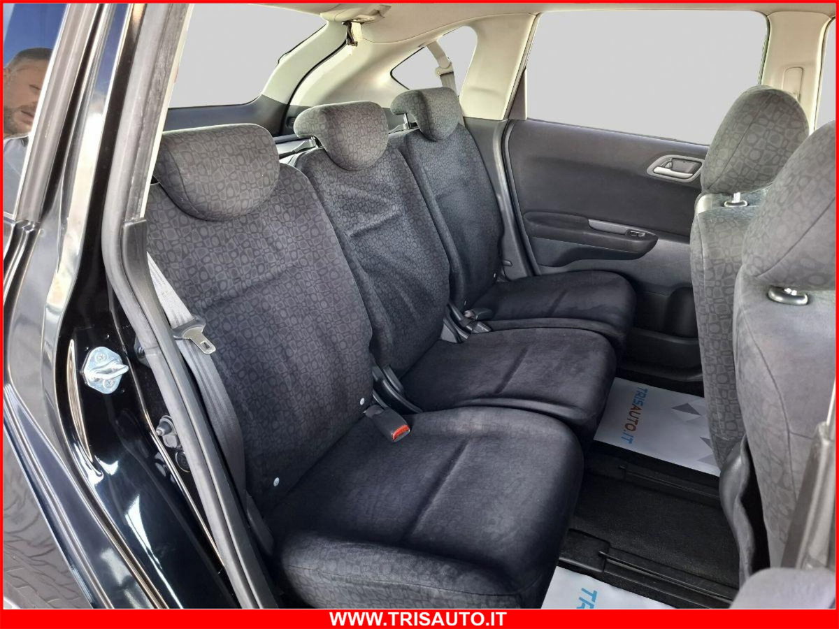Honda FR-V 16V i-CTDi Comfort (10)