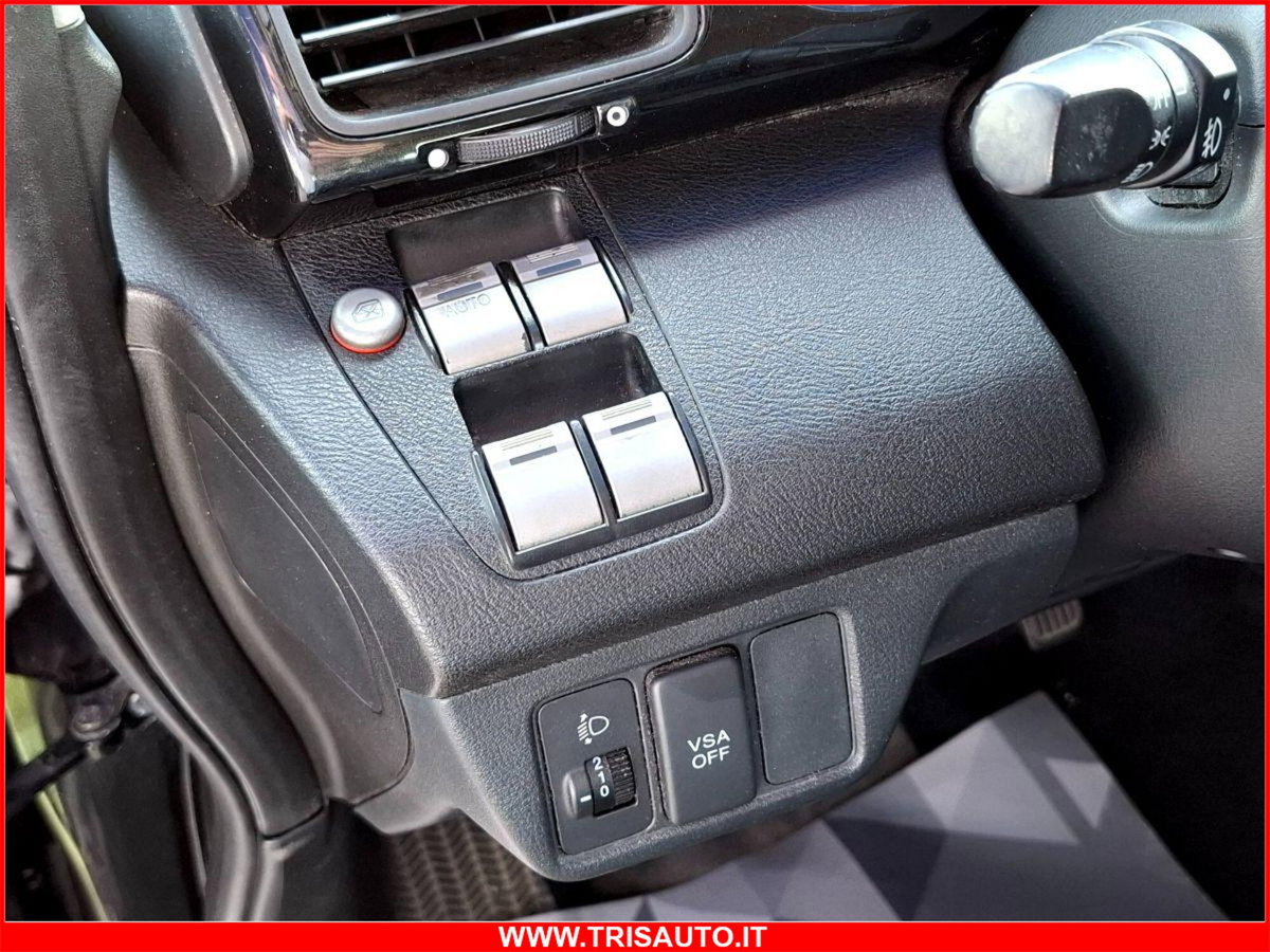 Honda FR-V 16V i-CTDi Comfort (12)