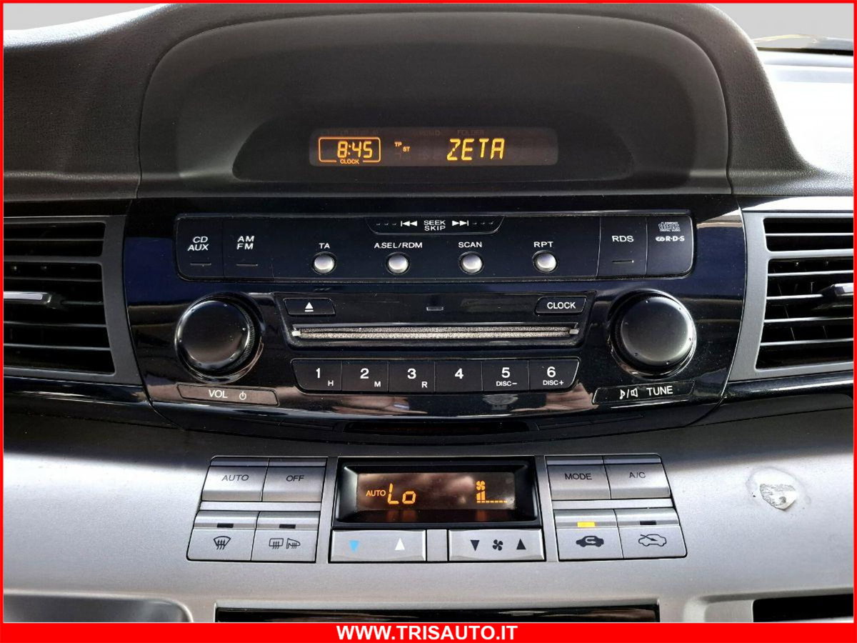 Honda FR-V 16V i-CTDi Comfort (14)