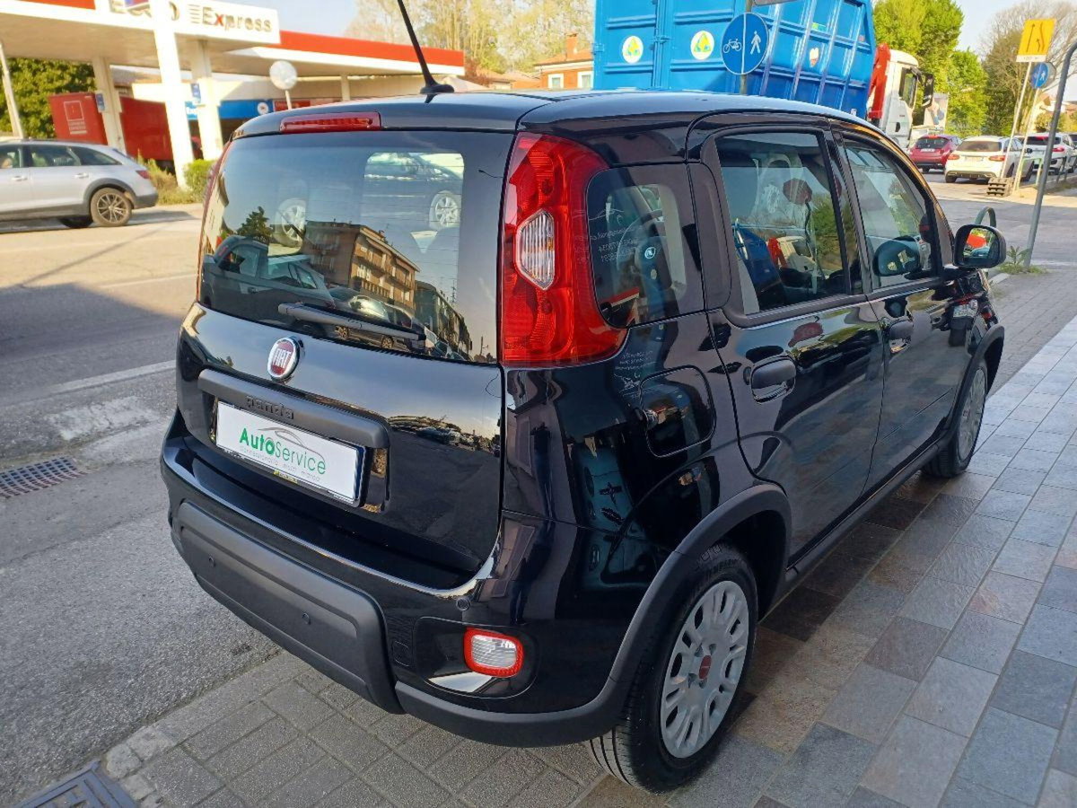 Fiat Panda 1.0 firefly hybrid Pop s&s 70cv (3)
