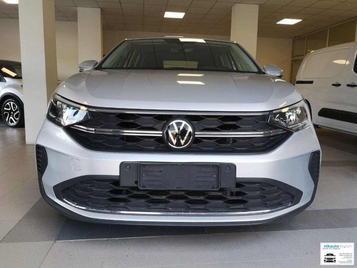 Volkswagen Taigo 1.0 tsi Life 95cv (2)