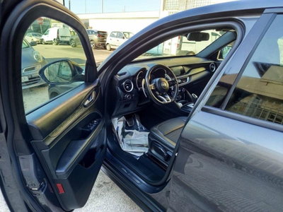 Alfa Romeo Stelvio Stelvio 2.2 Turbodiesel 160 CV AT8 RWD Sprint (13)