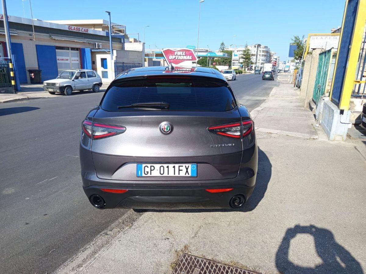 Alfa Romeo Stelvio Stelvio 2.2 Turbodiesel 160 CV AT8 RWD Sprint (8)